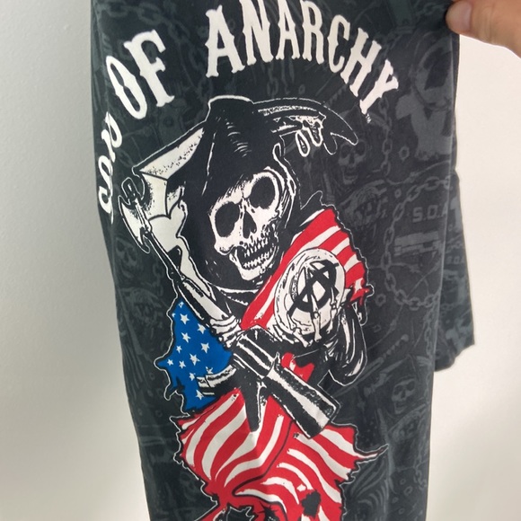 ✨3/$25✨ Sons Of Anarchy Board Shorts - M - Picture 4 of 6
